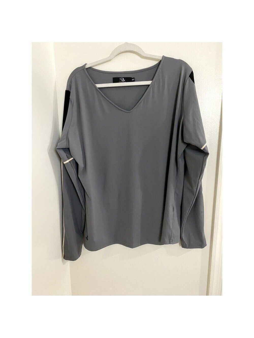 Tamela Mann Activewear Shirt - Sz. 18/20 (EUC)